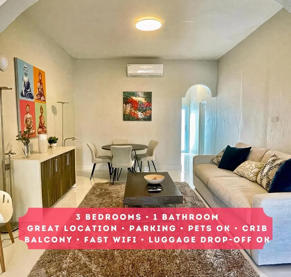 Stunning 3-Bedroom Beachside Apartment location